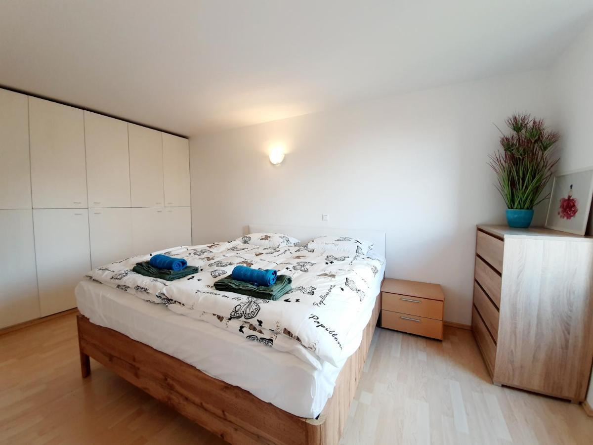 Bossa Nova Castle&Outstanding Home With Garage Ljubljana Exterior photo