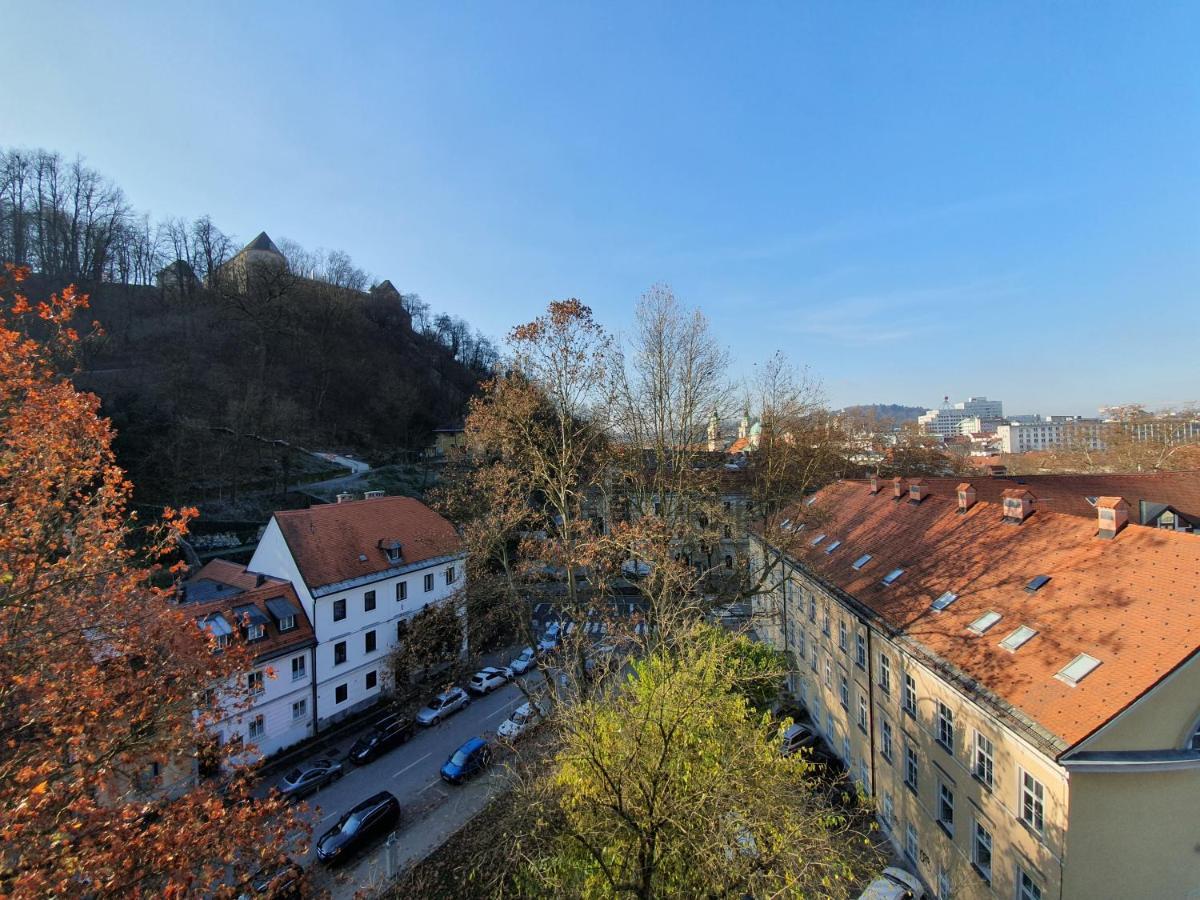 Bossa Nova Castle&Outstanding Home With Garage Ljubljana Exterior photo